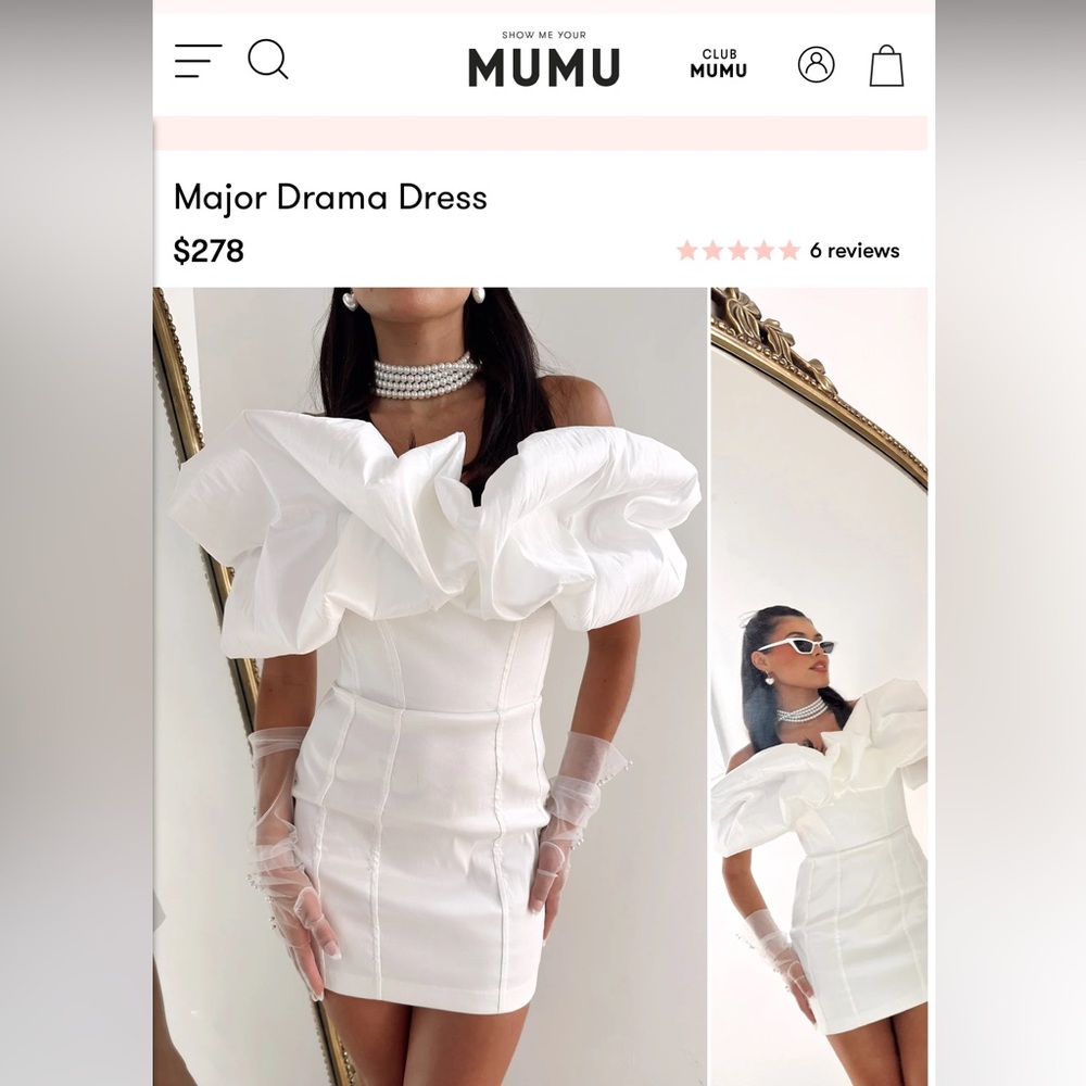 NEVER WORN!! Size M.